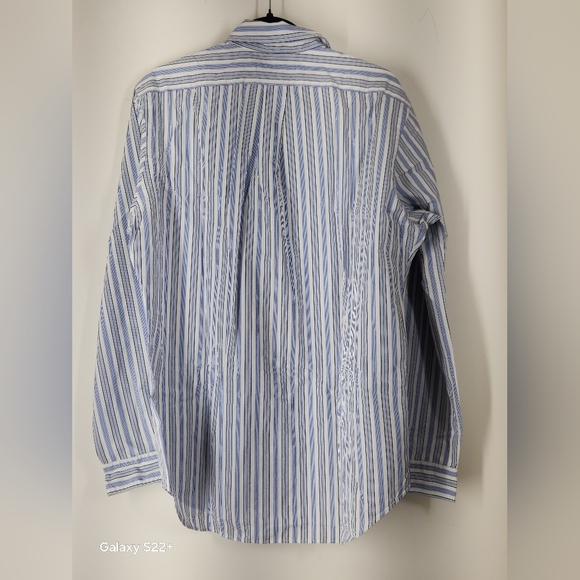 Men's Blue and White Striped Shirt #G12 - Picture 2 of 15